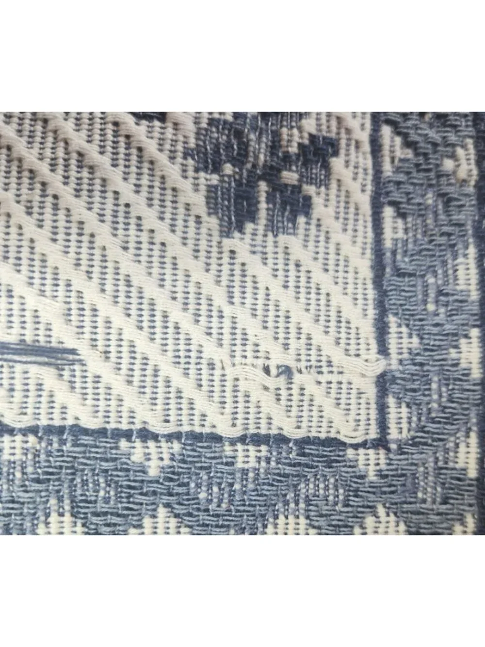 Set Of 2 placemats Blue White Heart Floral Woven Fringe cottagecore grannycore